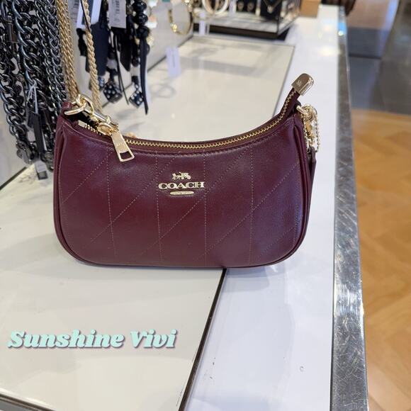 NWT Coach Teri Mini Crossbody Bag Quilting CDP30 Dark Wine Shiny Smooth Leather - Picture 7 of 9